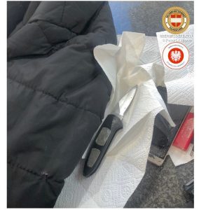 Kaufhausdetektiveinsatz Wien sichergestelltes Messer ist Beweis
